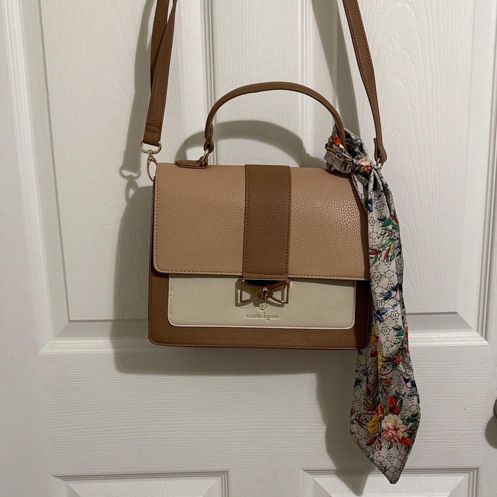 Elegant Tan and Cream Handbag with Floral Scarf